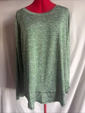Long Sleeve Heathered Green Tee - Brand